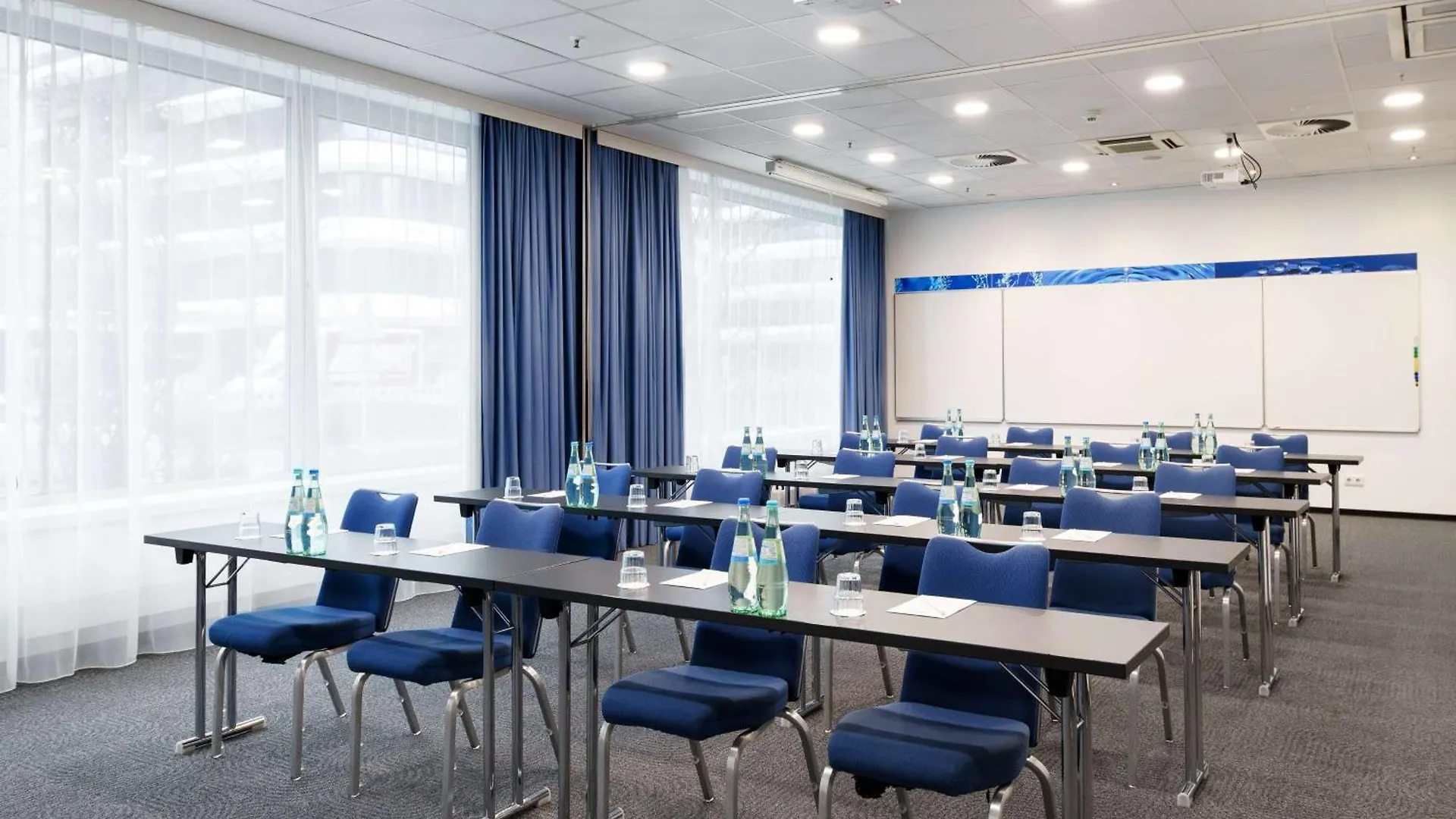 Hotel Park Inn By Radisson Frankfurt Airport Francfort-sur-le-Main